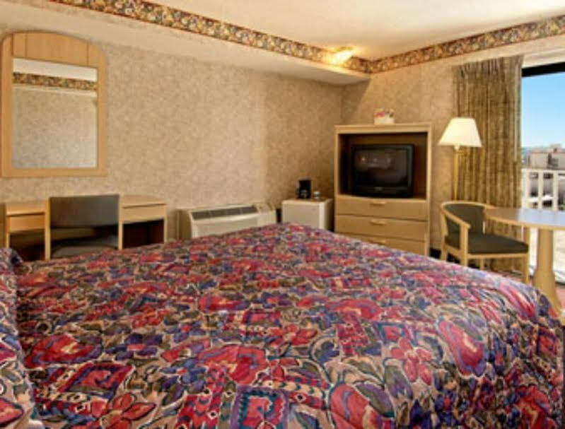 Super 8 By Wyndham Atlantic City Exterior photo